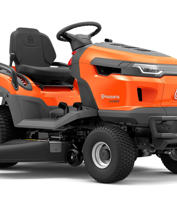 Husqvarna TS 220TDF Lawn Tractor